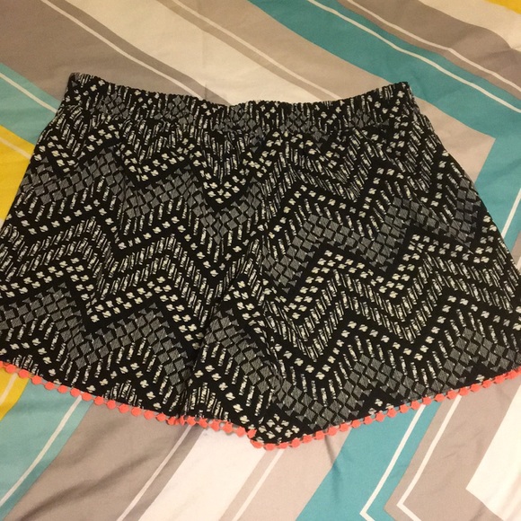 Charlotte Russe shorts - Picture 2 of 2